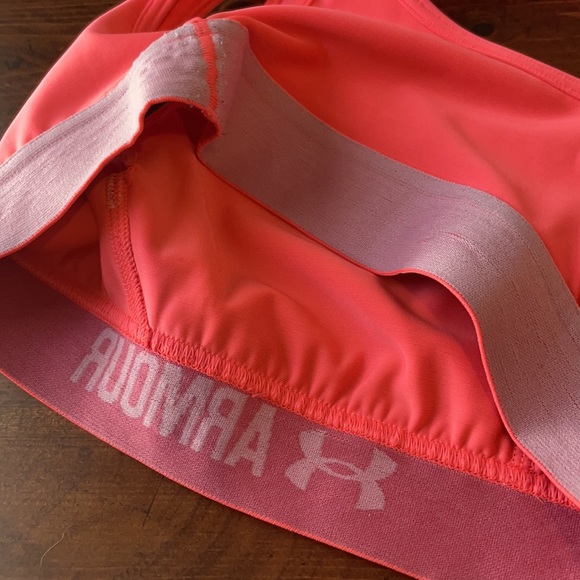 Simple cross back coral sports bra, very comfortable. - Picture 4 of 4